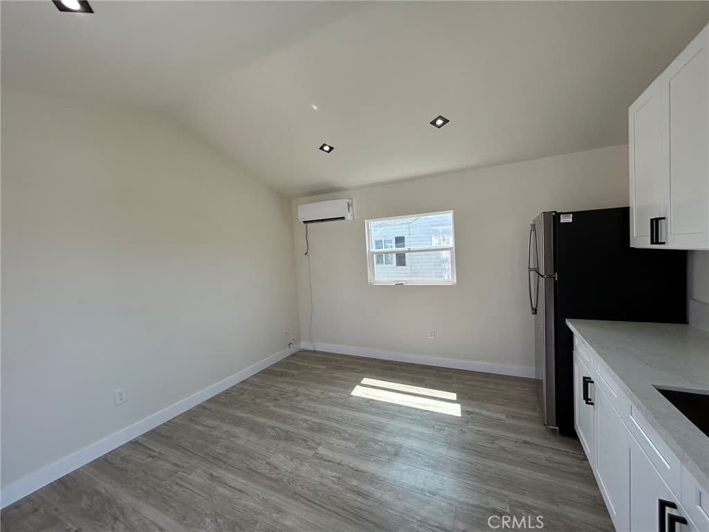 Home at 2548 Peck Road 25, Monrovia — photo 5 of 8