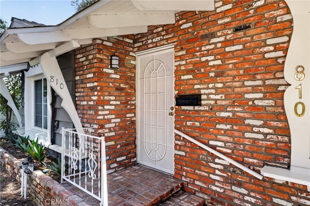 Home at 810 W Durness, West Covina — photo 5 of 12