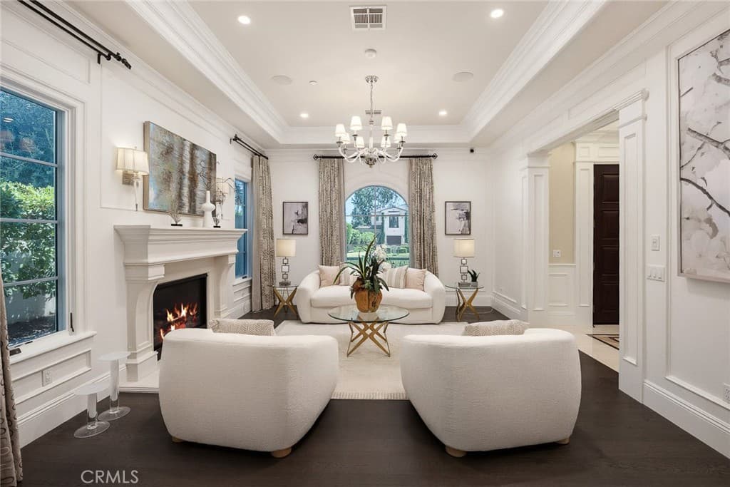 Home at 501 W Woodruff, Arcadia — photo 10 of 12