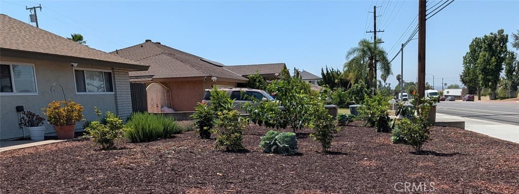 Home at 1460 N Towne, Claremont — photo 3 of 12