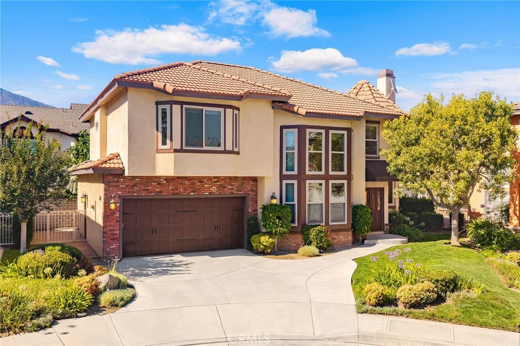 Home at 826 Country Oaks Lane, Arcadia — photo 2 of 12