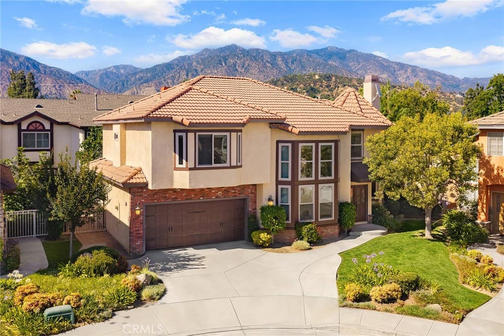 Home at 826 Country Oaks Lane, Arcadia — photo 3 of 12