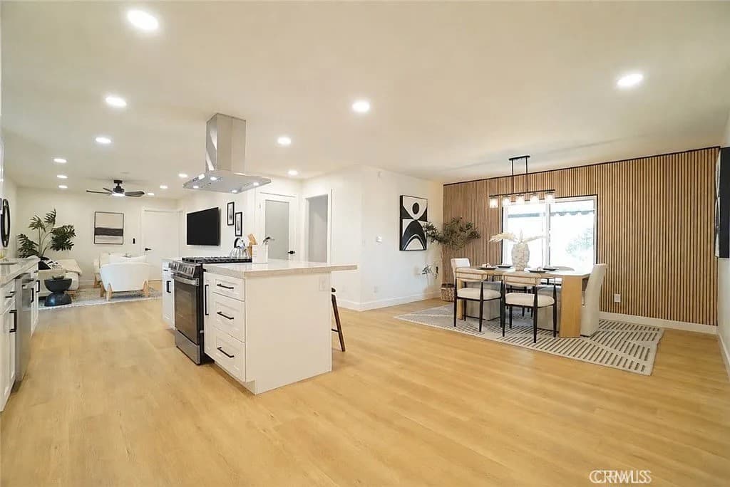 Home at 1245 W Cienega Avenue 183, San Dimas — photo 4 of 12