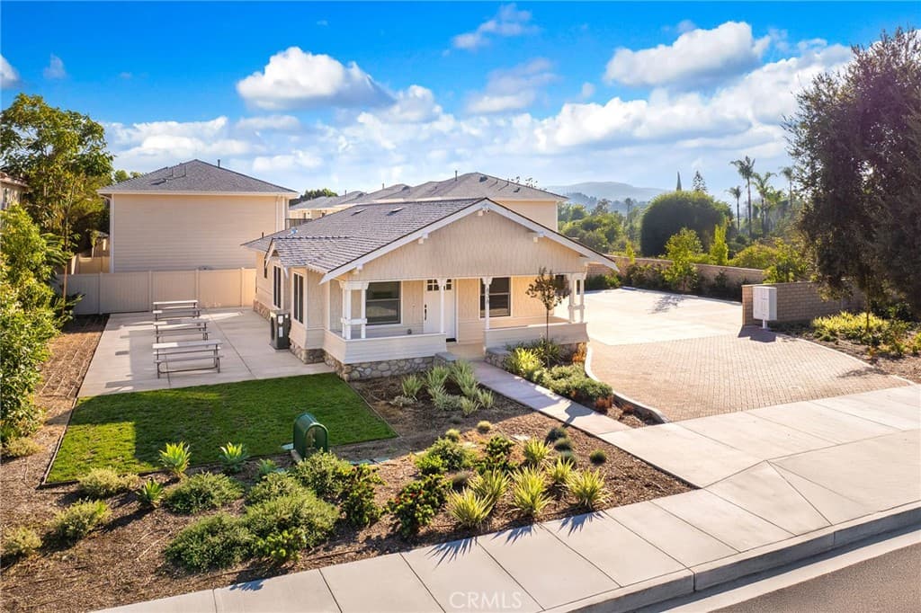 Home at 640 W Grand Avenue, Pomona — photo 2 of 12