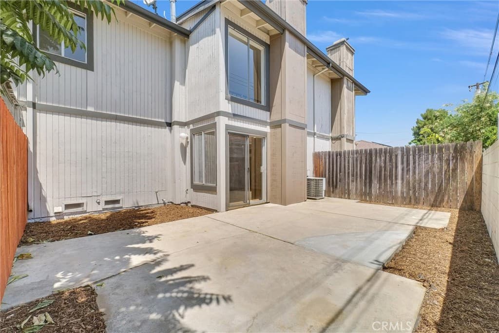 Townhouse at 4736 N Vincent Avenue C, Covina — photo 2 of 12