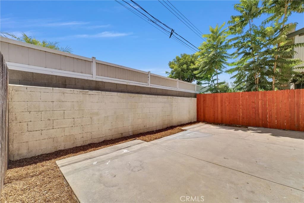 Townhouse at 4736 N Vincent Avenue C, Covina — photo 3 of 12
