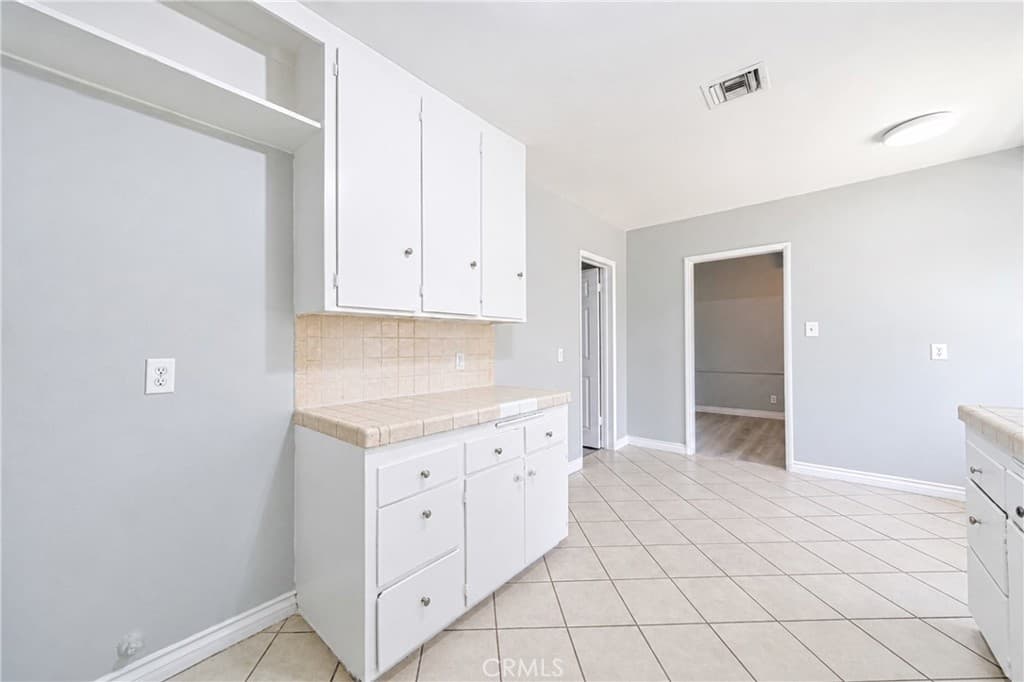 Home at 401 S Cherrywood Street, West Covina — photo 9 of 12