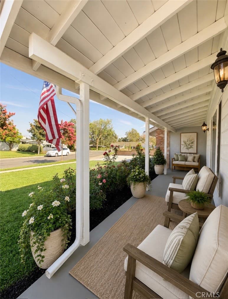 Home at 321 N Mountain Avenue, Monrovia — photo 6 of 12