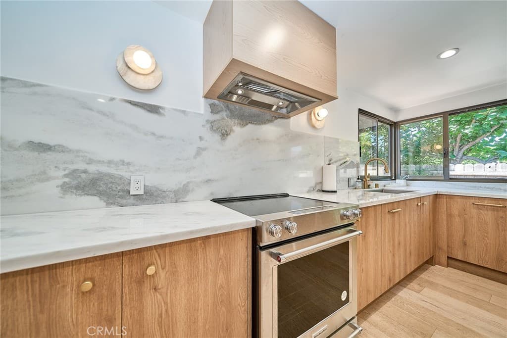 Home at 2532 Crooked Creek, Diamond Bar — photo 6 of 12