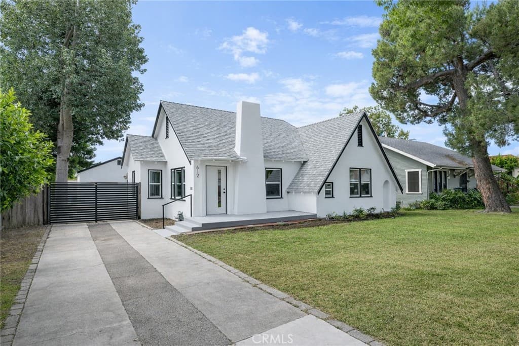 Home at 612 King Street, Monrovia — photo 1 of 12
