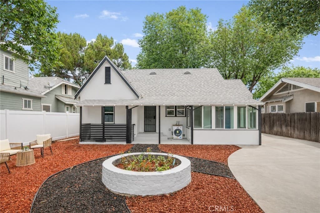 Home at 612 King Street, Monrovia — photo 12 of 12