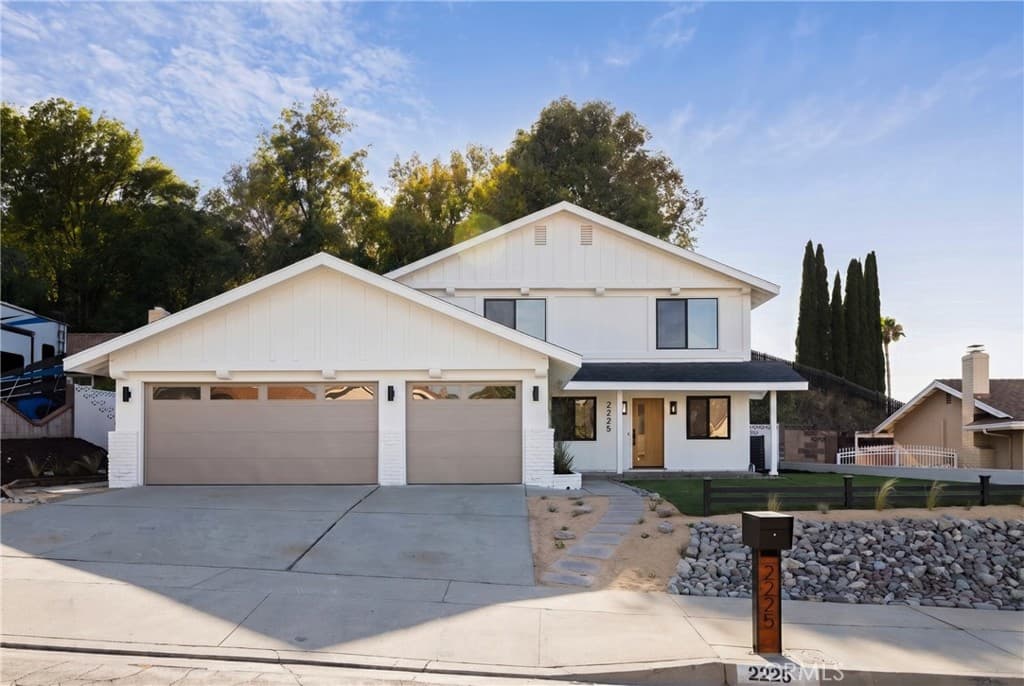 Home at 2225 Deepgrove Avenue, Rowland Heights — photo 2 of 12