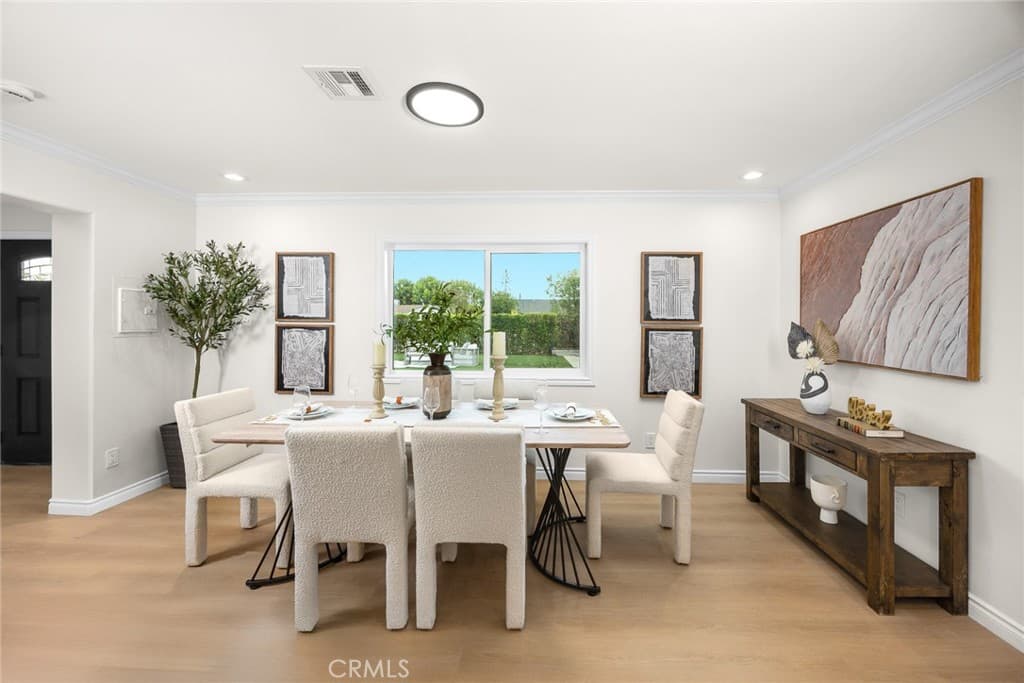 Home at 2335 S 6th Avenue, Arcadia — photo 11 of 12