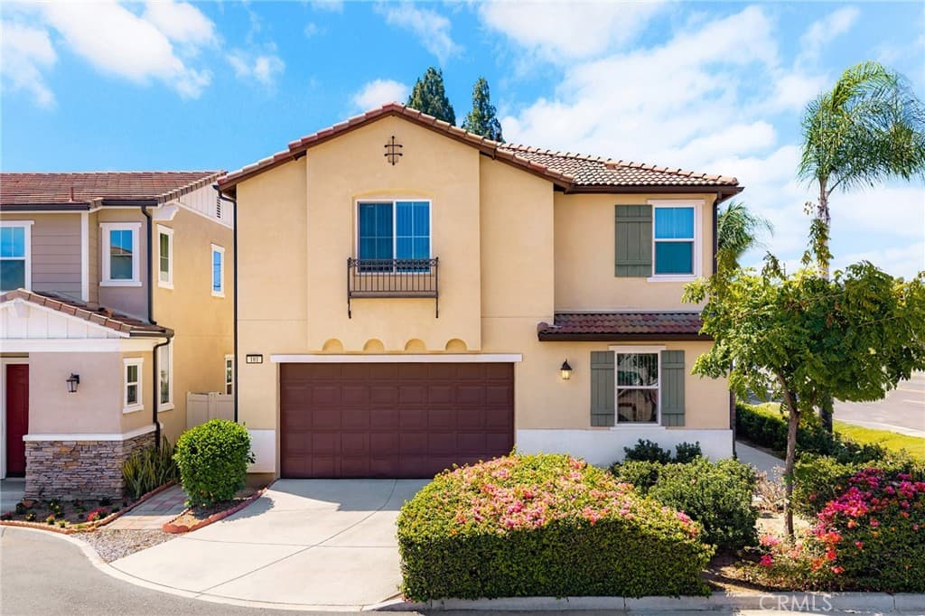 Home at 181 Promenade, Pomona — photo 1 of 12