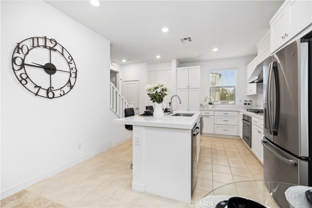 Home at 501 Embrook, West Covina — photo 7 of 12