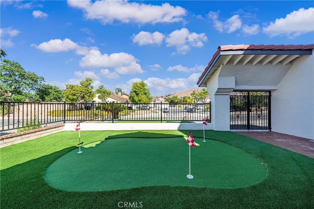 Home at 2747 Whippoorwill Drive, Rowland Heights — photo 3 of 12