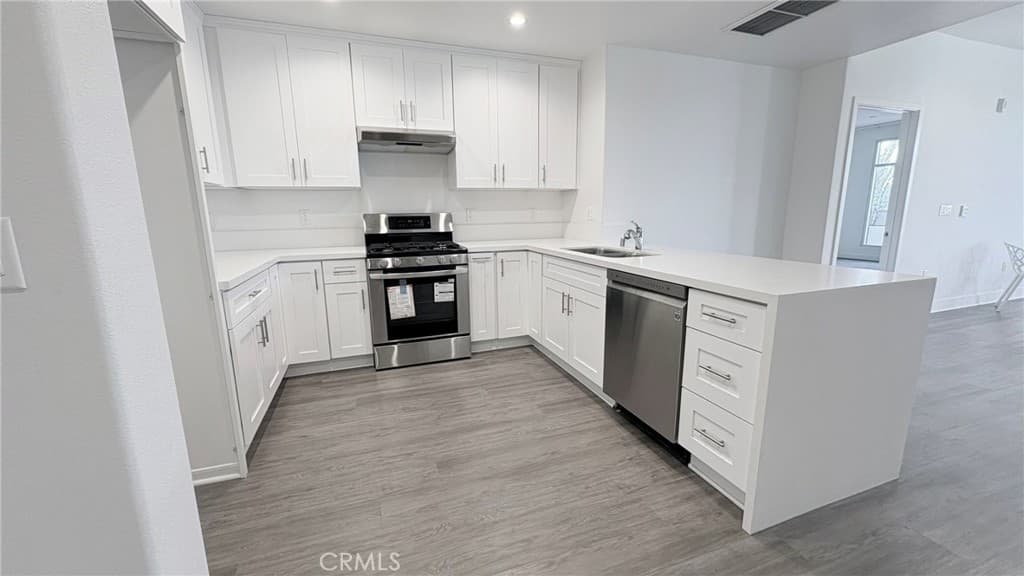 Condo at 56 E Duarte Road #320, Arcadia — photo 2 of 12