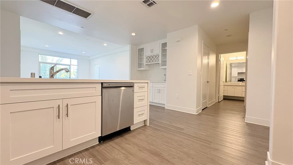 Condo at 56 E Duarte Road #320, Arcadia — photo 3 of 12
