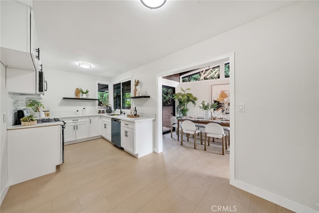 Home at 1460 Hacienda Place, Pomona — photo 8 of 12