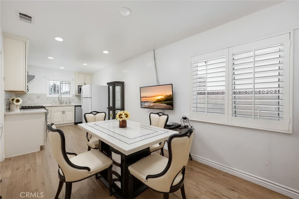 Home at 5024 Baldwin Park Boulevard, Baldwin Park — photo 9 of 12