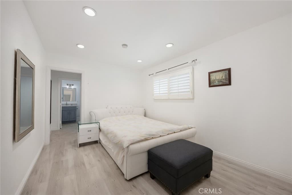 Home at 5024 Baldwin Park Boulevard, Baldwin Park — photo 10 of 12