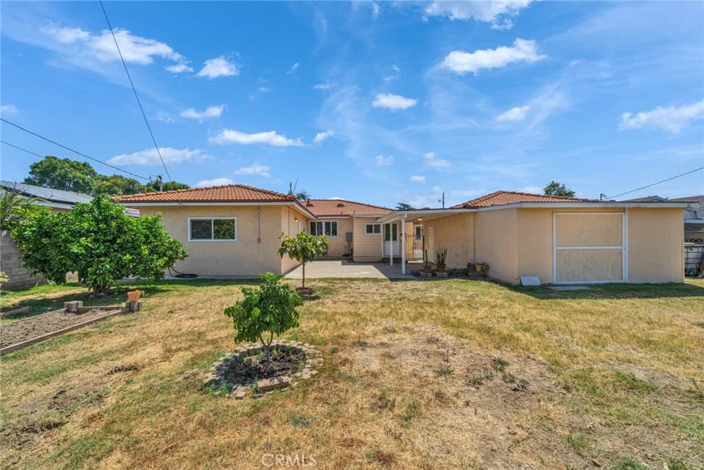 Home at 541 N Osborn Ave, West Covina — photo 7 of 12