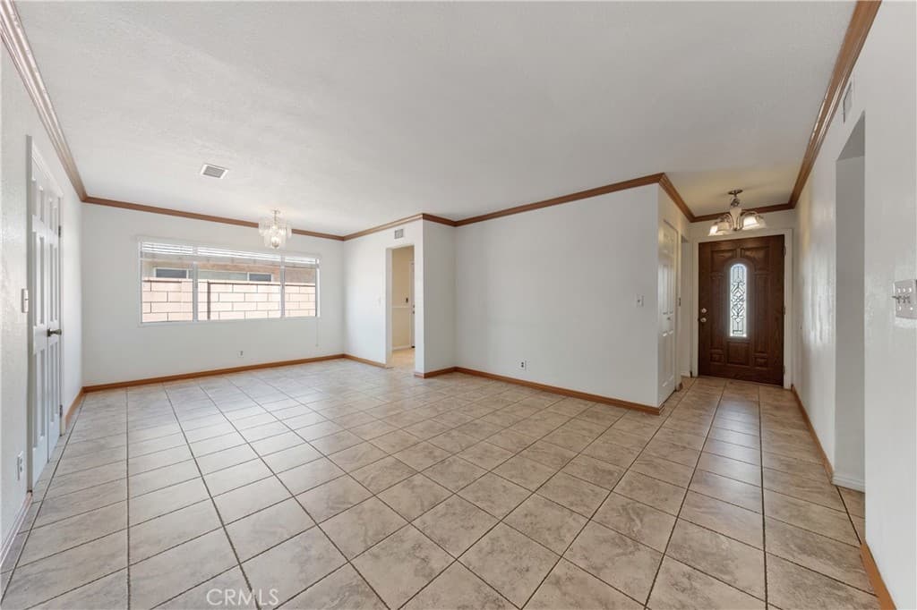 Home at 426 Tonopah, La Puente — photo 11 of 12