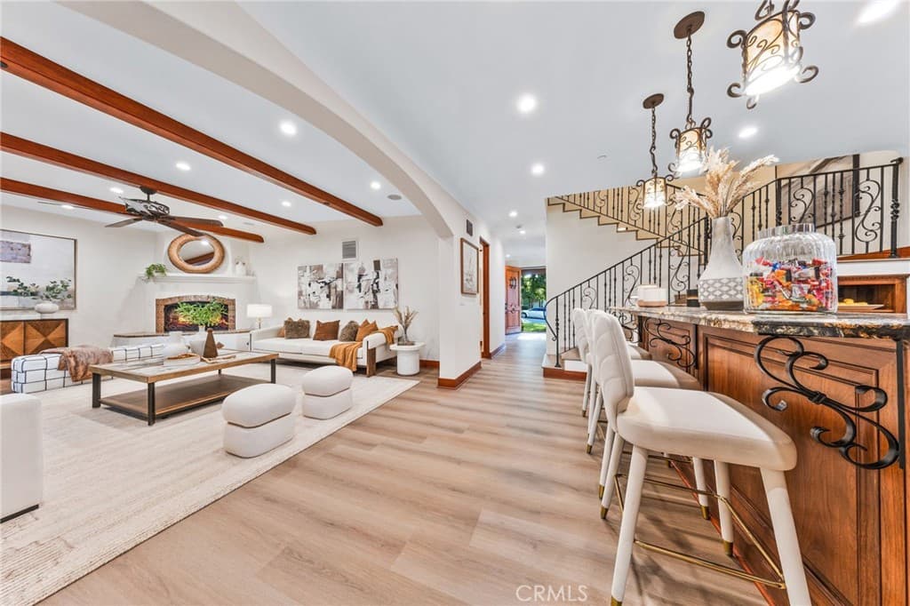 Home at 407 N Magnolia, Monrovia — photo 5 of 12