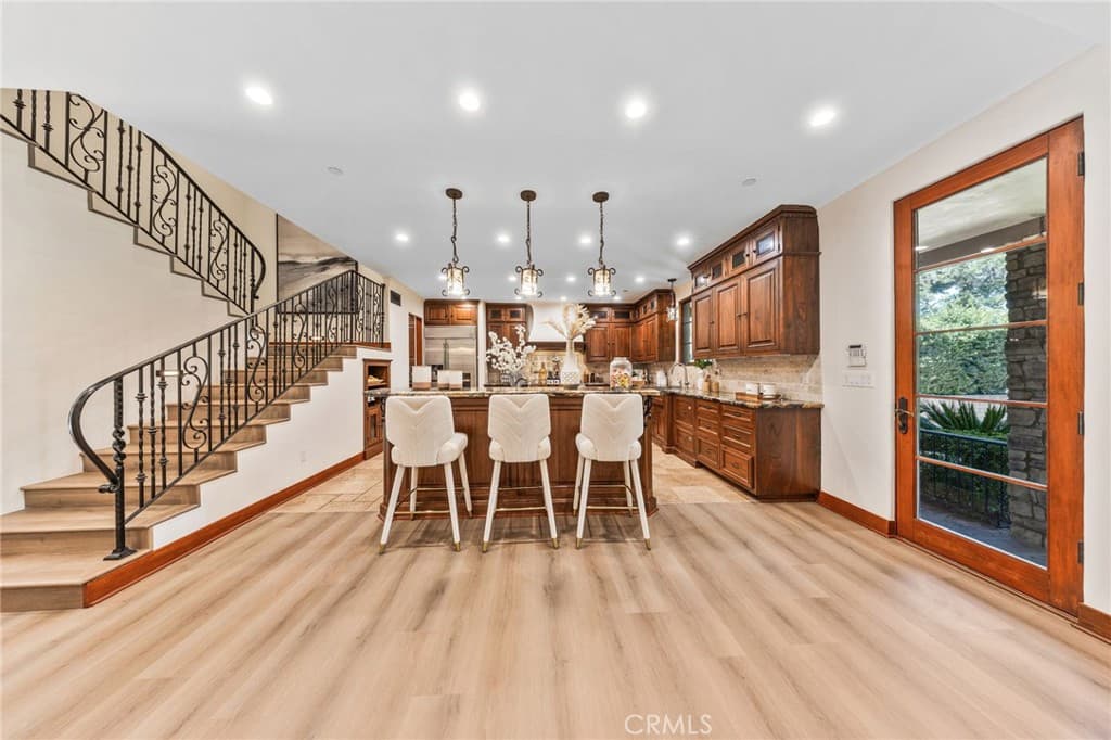 Home at 407 N Magnolia, Monrovia — photo 8 of 12