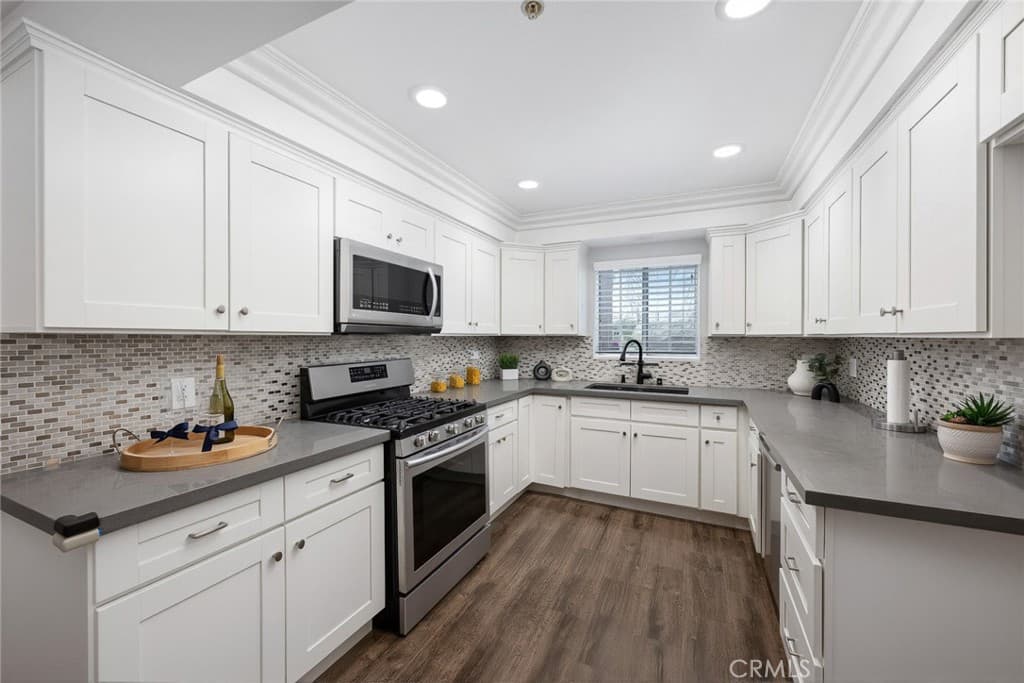 Condo at 53 Fano A, Arcadia — photo 11 of 12