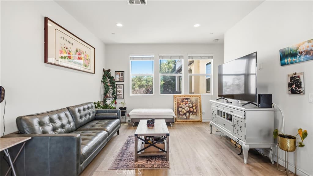 Condo at 3383 Lynd, Arcadia — photo 11 of 12