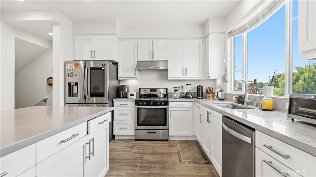 Condo at 3383 Lynd, Arcadia — photo 9 of 12