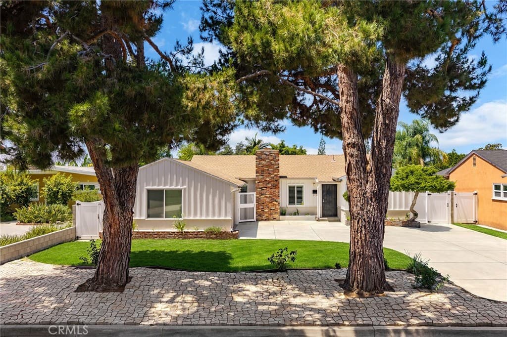 Home at 827 S Pima, West Covina — photo 4 of 12
