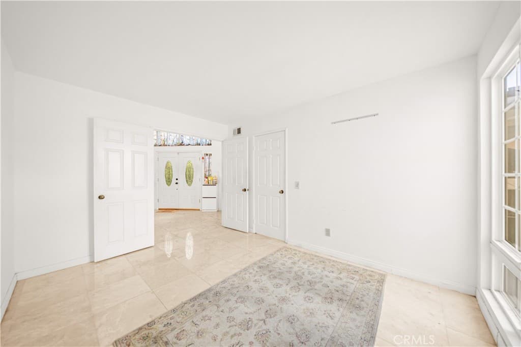 Home at 905 N Bridle Path Lane, Walnut — photo 10 of 12