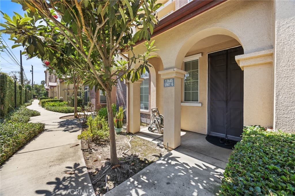 Condo at 13645 Foster ave 6, Baldwin Park — photo 5 of 12