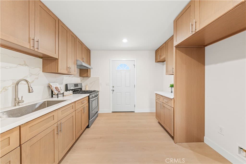 Home at 15979 Harvest Moon, La Puente — photo 8 of 12