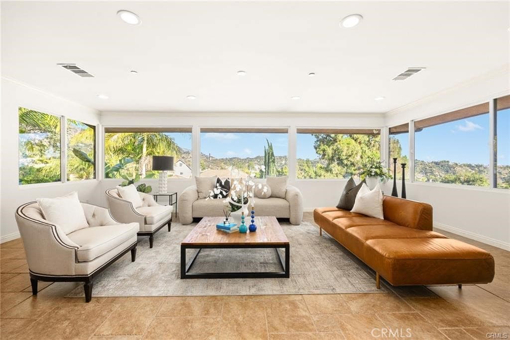 Home at 2047 Carolwood Drive, Arcadia — photo 4 of 12