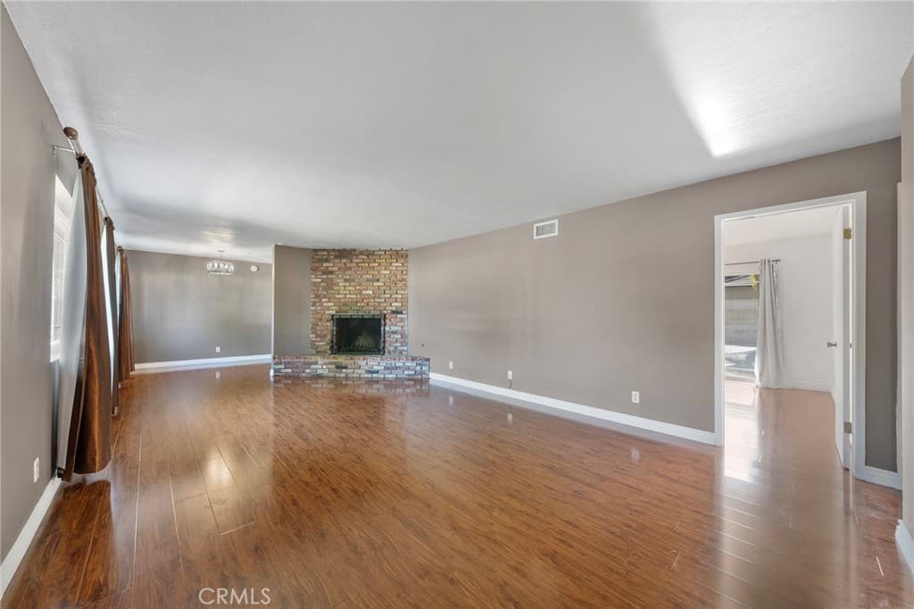 Home at 1523 S 8th Avenue, Arcadia — photo 7 of 12
