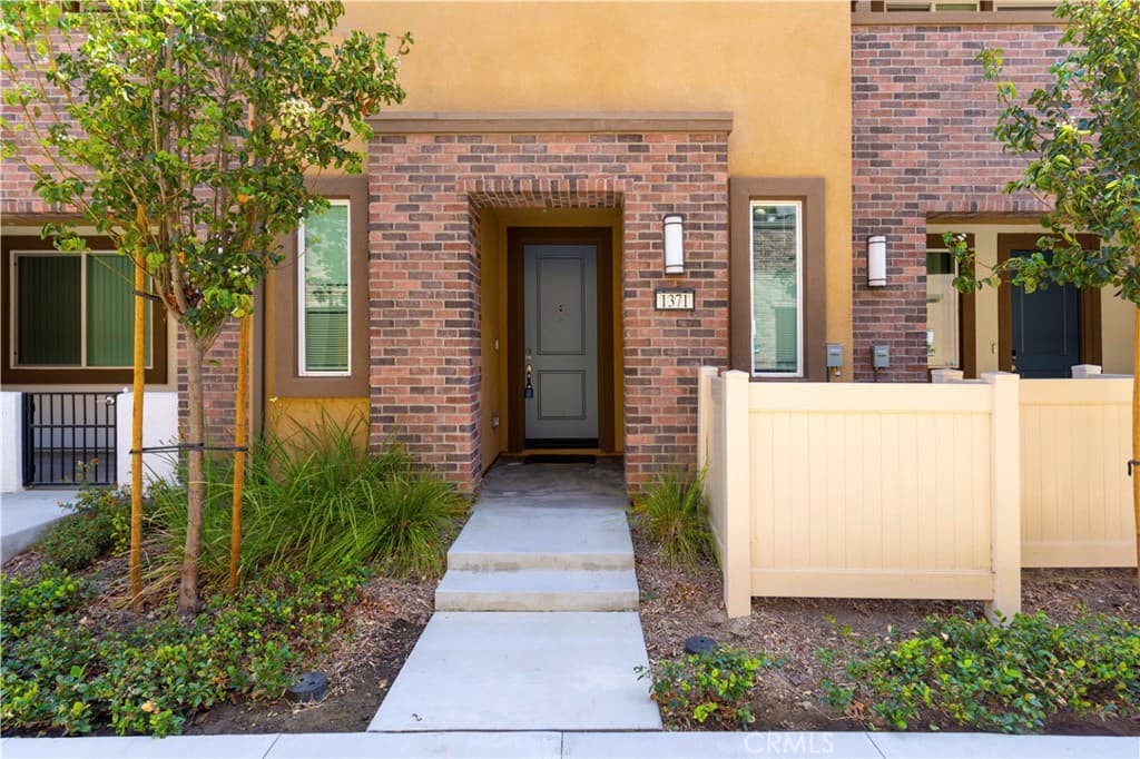 Condo at 1371 Nimbus Court, Pomona — photo 1 of 12