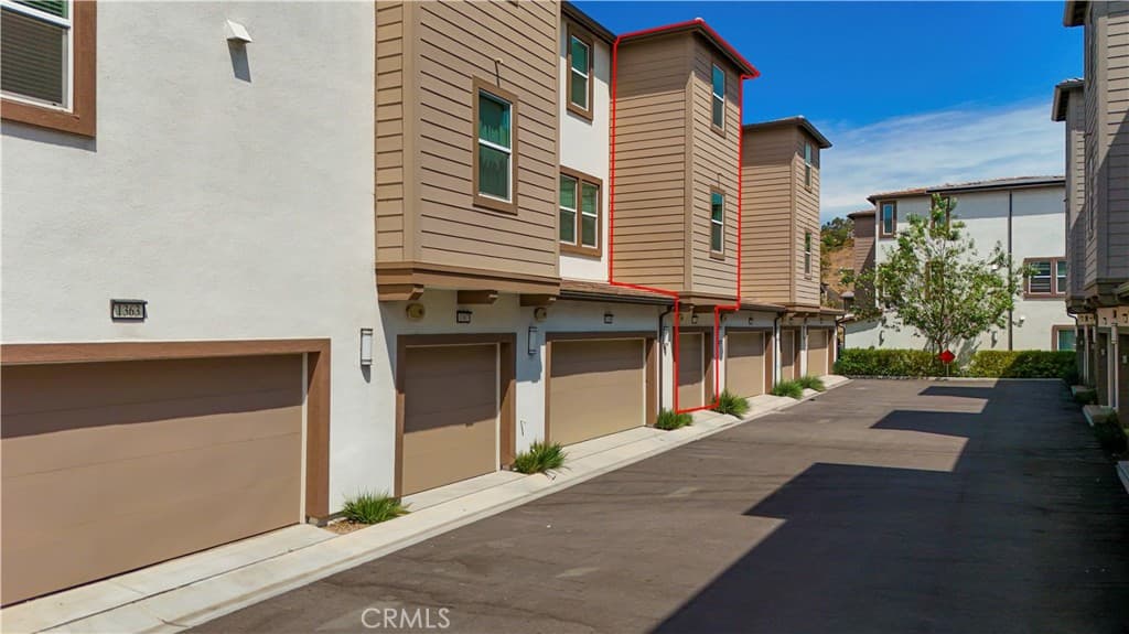 Condo at 1371 Nimbus Court, Pomona — photo 3 of 12
