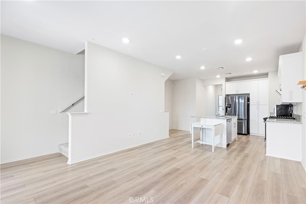 Condo at 1371 Nimbus Court, Pomona — photo 4 of 12