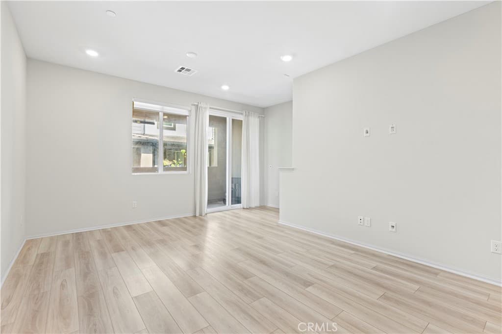 Condo at 1371 Nimbus Court, Pomona — photo 6 of 12