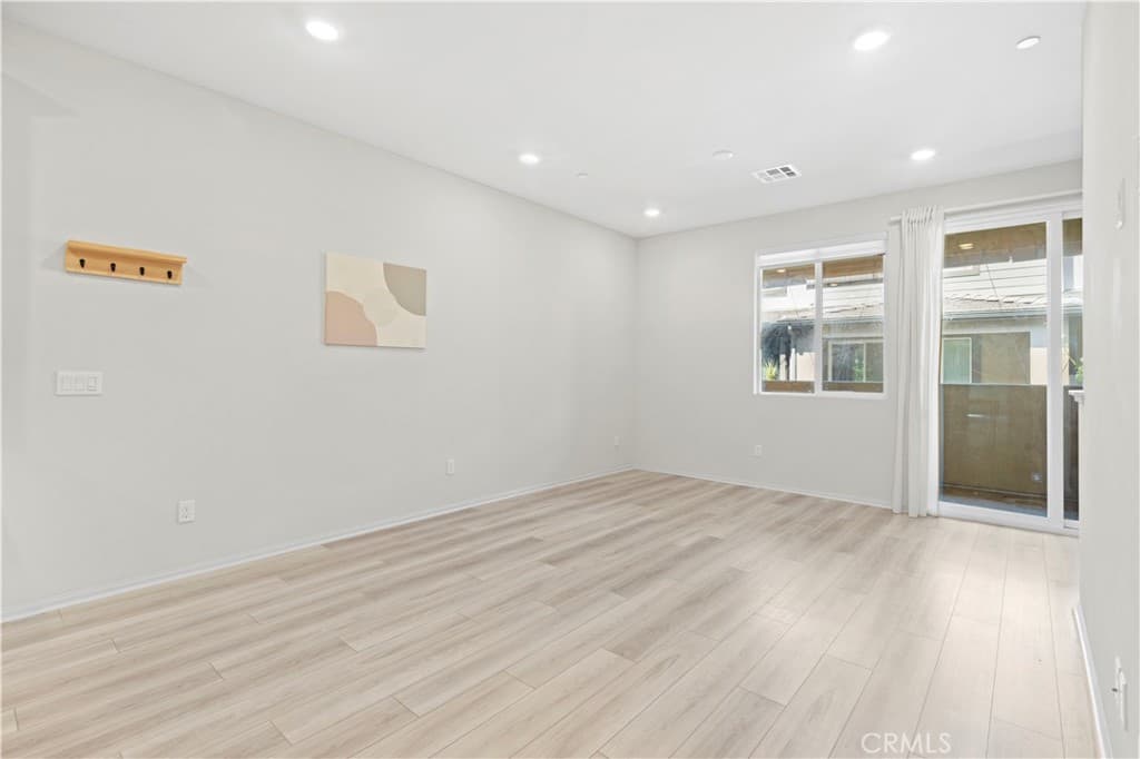 Condo at 1371 Nimbus Court, Pomona — photo 7 of 12