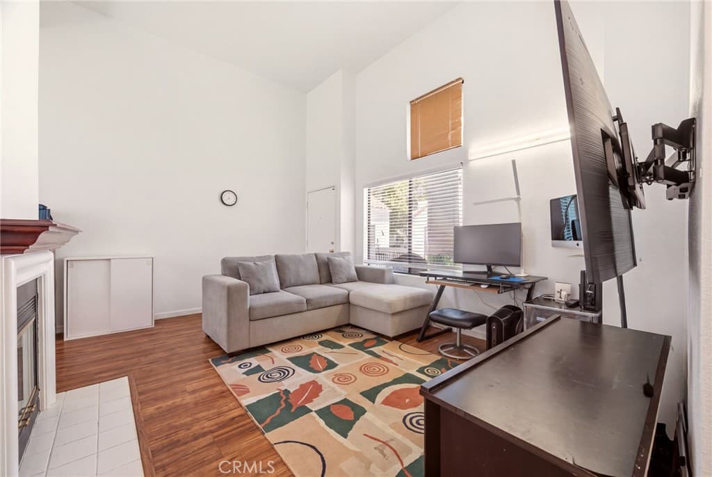 Condo at 524 Park Shadow Court, Baldwin Park — photo 11 of 12