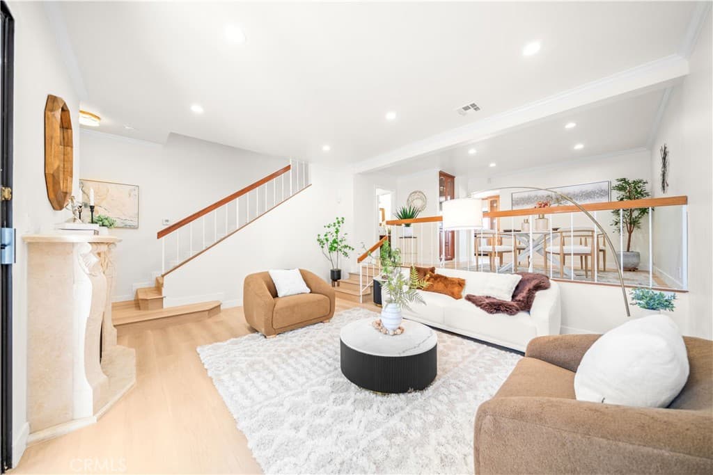 Condo at 454 West Huntington Drive D, Arcadia — photo 8 of 12