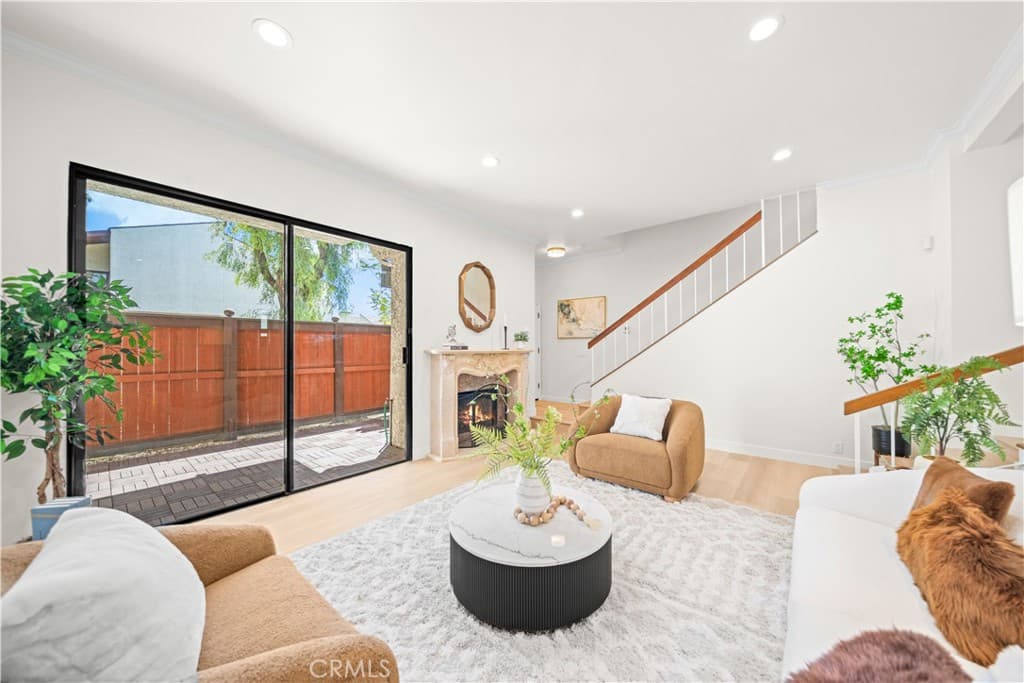 Condo at 454 West Huntington Drive D, Arcadia — photo 9 of 12