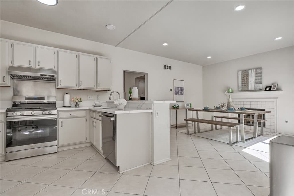 Home at 150 Homestead, La Puente — photo 9 of 12