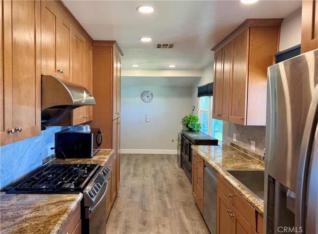 Home at 732 S Heather Lane, West Covina — photo 3 of 12