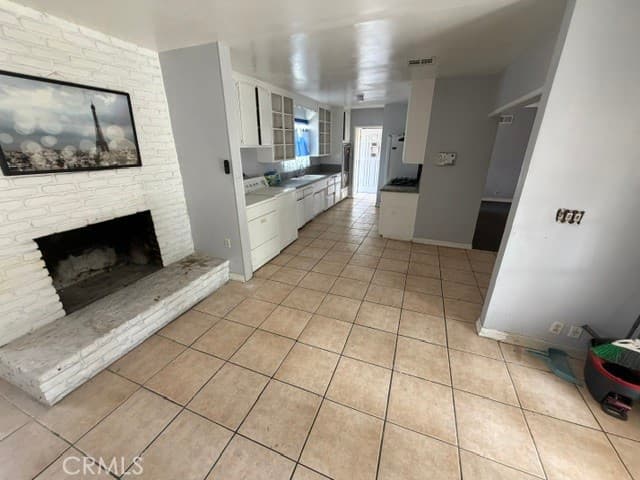 Home at 1022 Rodman, Pomona — photo 2 of 8