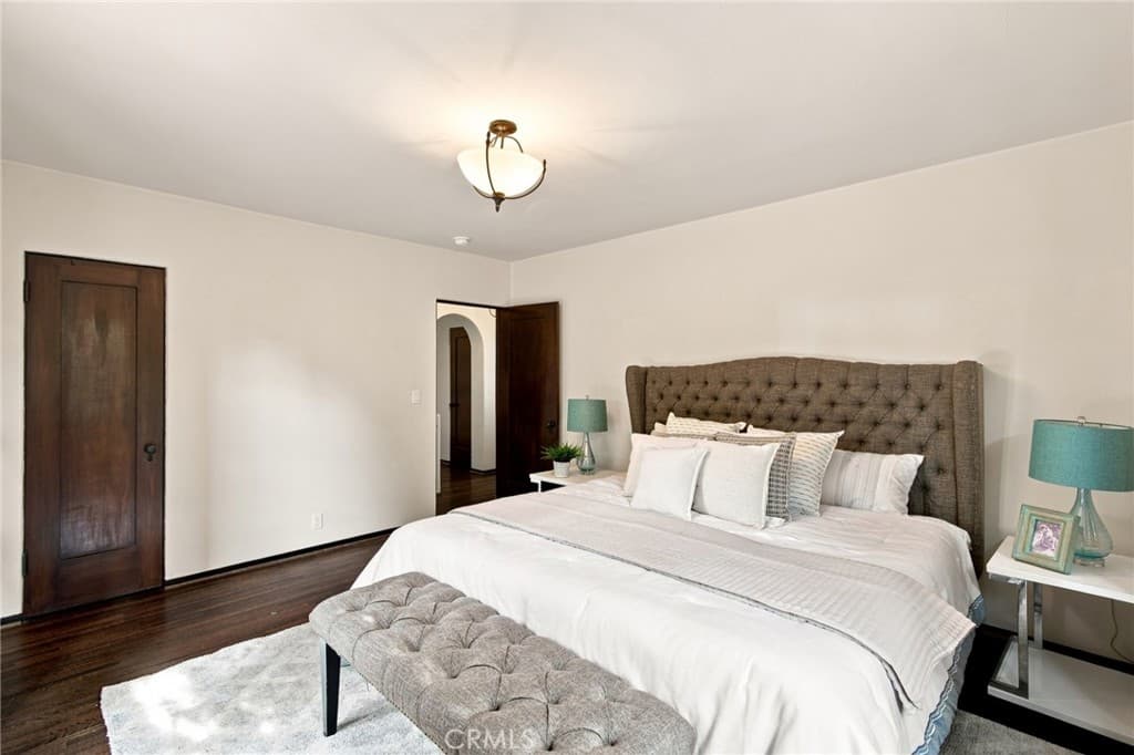 Home at 438 W Duarte, Monrovia — photo 11 of 12